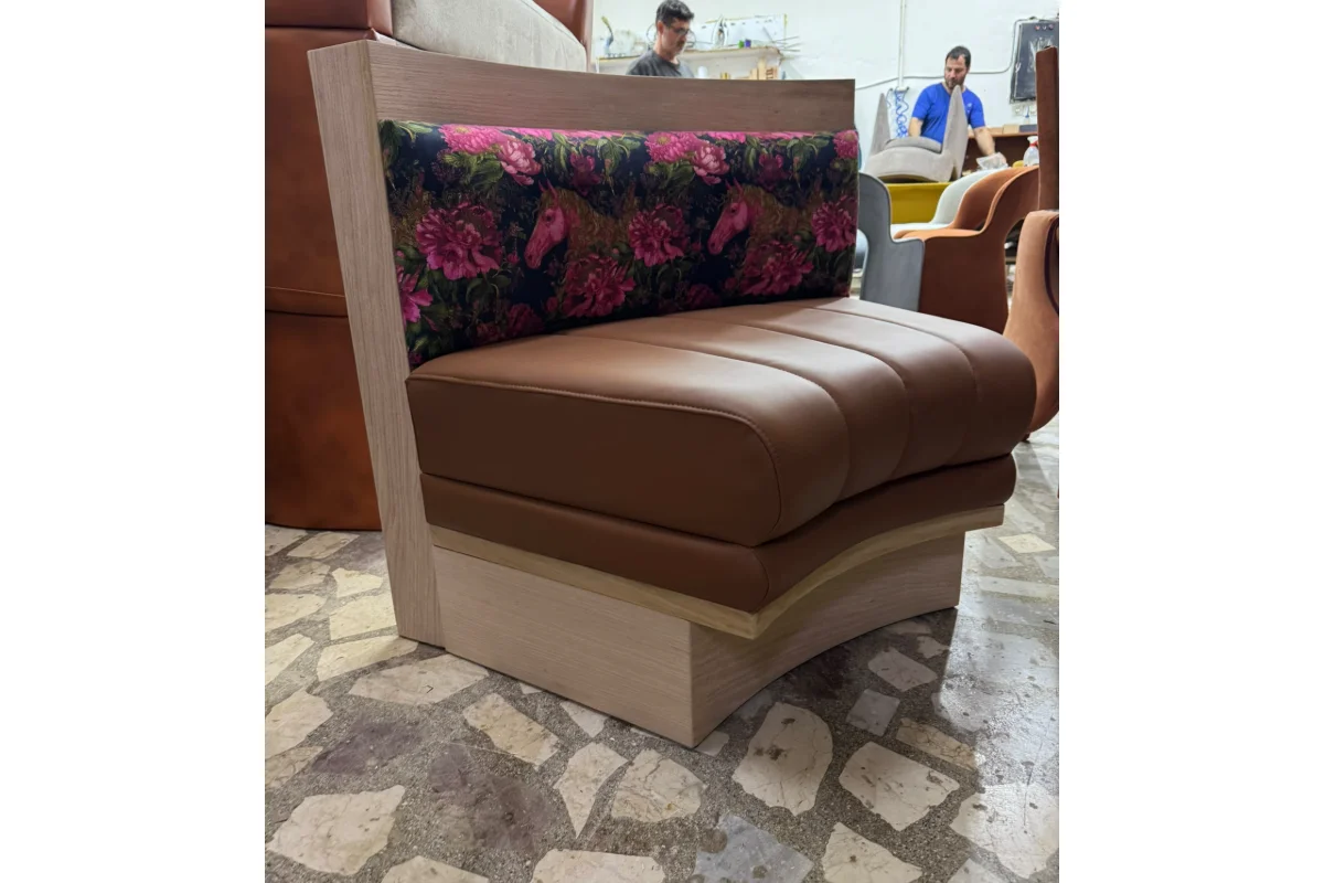 مجموعات جلوس مطعم American Oak Panel Lodge الخاصة بالتصنيع